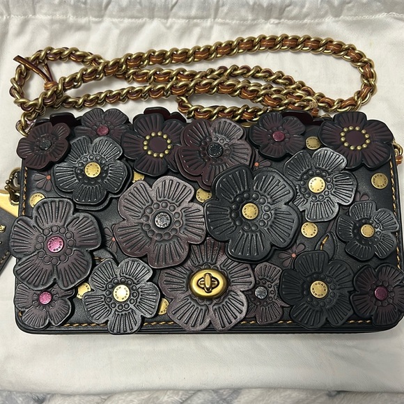 Coach Handbags - *BNWT* Coach tea rose Dinky